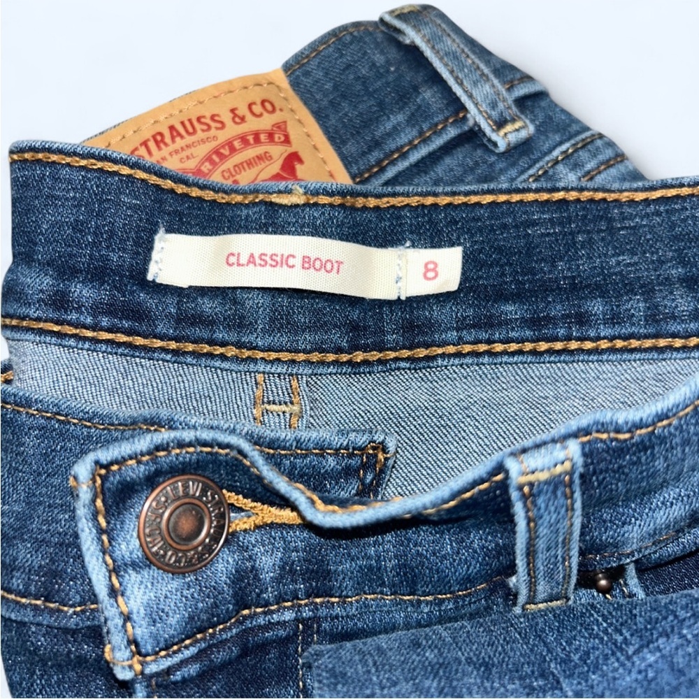 Levi's Women's Boot Cut Jeans in Classic Blue - Picture 4 of 5